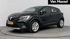 Zwart Gebruikt 2023 Renault Captur Evolution SUV | € 24.435 (Eerlijke prijs)