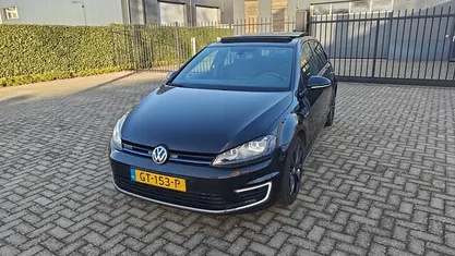 Occasion 2015 VW Golf VII GTE Hatchback | € 7.950 (Goede deal)