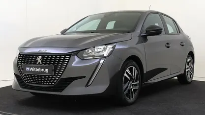 Grijs (metallic) Gebruikt 2023 Peugeot 208 Active Hatchback | € 19.925 (Eerlijke prijs)