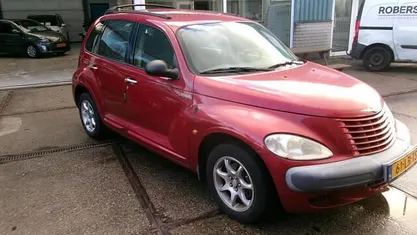 Rood Gebruikt 2002 Chrysler PT Cruiser Clasic Hatchback | € 1.950 (Eerlijke prijs)