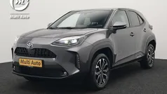 Grijs Gebruikt 2022 Toyota Yaris Cross SUV | € 26.840 (Eerlijke prijs)