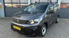 Grijs Gebruikt 2020 Peugeot Partner Premium Van | € 11.657 (Eerlijke prijs)