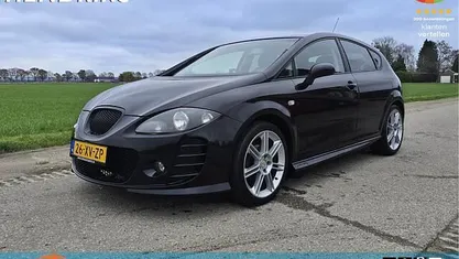 Zwart Gebruikt 2007 Seat Leon Sport Hatchback | € 2.975 (Eerlijke prijs)