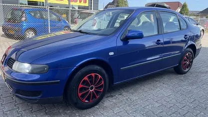 Blauw Gebruikt 2000 Seat Toledo Sedan | € 999 (Super prijs)