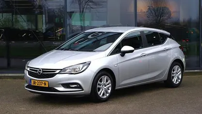Occasion 2016 Opel Astra Edition Hatchback | € 7.950 (Eerlijke prijs)