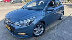 Blauw Gebruikt 2015 Hyundai i20 Hatchback | € 7.850 (Eerlijke prijs)