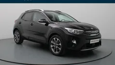Zwart Gebruikt 2020 Kia Stonic SUV | € 22.490 (Eerlijke prijs)
