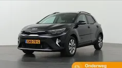 Zwart Gebruikt 2024 Kia Stonic SUV | € 24.935 (Eerlijke prijs)