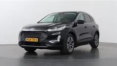 Zwart Gebruikt 2020 Ford Kuga Titanium SUV | € 26.830 (Eerlijke prijs)