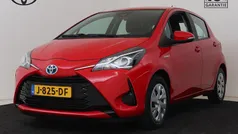 Gebruikt 2020 Toyota Yaris Hybrid Active Hatchback | € 19.450 (Eerlijke prijs)
