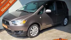 Bruin Gebruikt 2012 Mitsubishi Colt Edition Hatchback | € 4.395 (Eerlijke prijs)