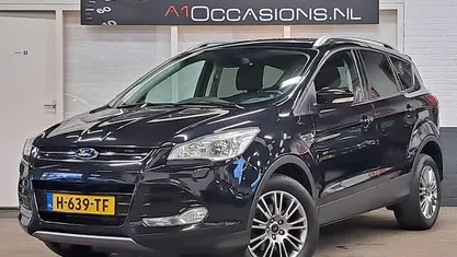 Zwart Gebruikt 2013 Ford Kuga Titanium SUV | € 9.795 (Eerlijke prijs)