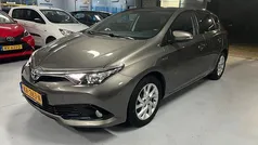 Gebruikt 2016 Toyota Auris Trend Hatchback | € 13.750 (Eerlijke prijs)