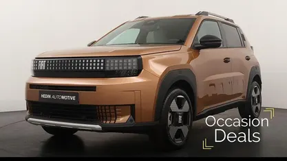 Occasion 2025 Fiat Grande Panda La Prima Hatchback | € 27.445 (Eerlijke prijs)