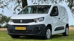 Wit Gebruikt 2021 Peugeot Partner Premium MPV | € 12.690 (Eerlijke prijs)
