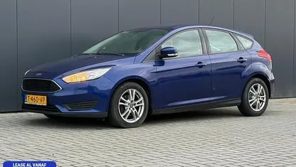 Occasion Ford Focus Ambiente 101 PK (74 kW) 2015 Blauw Hatchback