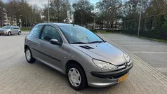 Grijs Gebruikt 2003 Peugeot 206 Hatchback | € 1.950 (Eerlijke prijs)