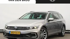 Grijs Gebruikt 2022 VW Passat Business Stationwagen | € 29.795 (Eerlijke prijs)