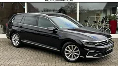 Zwart, metallic lak Gebruikt 2021 VW Passat GTE Stationwagen | € 23.899 (Eerlijke prijs)