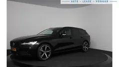 Zwart Gebruikt 2024 Volvo V60 Plus Stationwagen | € 43.900 (Eerlijke prijs)
