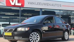 Zwart Gebruikt 2006 Volvo S40 Sedan | € 1.998 (Eerlijke prijs)