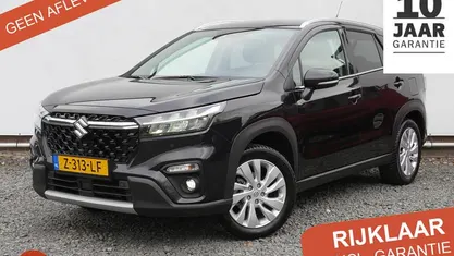Zwart Gebruikt 2024 Suzuki SX4 S-Cross SUV | € 27.499 (Eerlijke prijs)