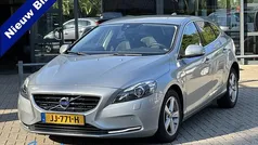 Gebruikt 2016 Volvo V40 Momentum Stationwagen | € 14.399 (Eerlijke prijs)