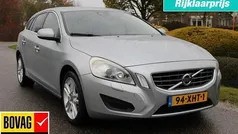 Grijs Gebruikt 2012 Volvo V60 Momentum Stationwagen | € 7.900 (Eerlijke prijs)