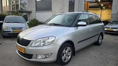 Grijs Gebruikt 2010 Skoda Fabia Elegance Stationwagen | € 1.950 (Super prijs)
