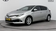 Gebruikt 2016 Toyota Auris Hybrid Trend Hatchback | € 14.995 (Eerlijke prijs)