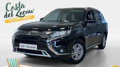 Gebruikt 2021 Mitsubishi Outlander P-HEV SUV | € 26.450 (Eerlijke prijs)