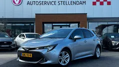 Grijs Gebruikt 2022 Toyota Corolla Active Hatchback | € 22.495 (Eerlijke prijs)