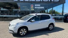 Wit Gebruikt 2015 Peugeot 2008 Active SUV | € 9.950 (Eerlijke prijs)