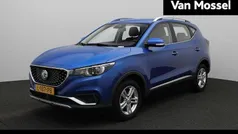 Blauw Gebruikt 2021 MG ZS Comfort Sedan | € 14.495 (Goede deal)