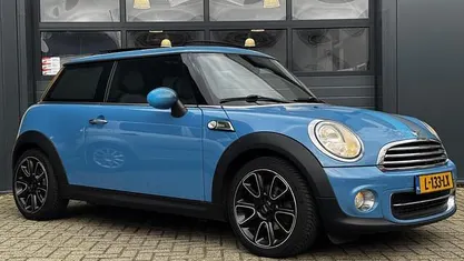 Blauw Gebruikt 2012 Mini Cooper Hatchback | € 6.499 (Eerlijke prijs)