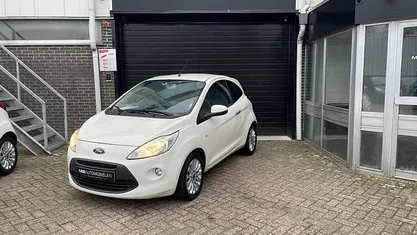 Wit Gebruikt 2010 Ford Ka Titanium X Hatchback | € 3.499 (Eerlijke prijs)