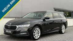 Zwart Gebruikt 2021 Skoda Octavia Sport Stationwagen | € 22.495 (Eerlijke prijs)