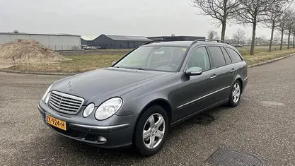 Occasion Mercedes E220 Elegance 150 PK (110 kW) 2005 Grijs Stationwagen