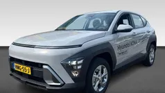 Grijs Gebruikt 2025 Hyundai Kona Comfort SUV | € 31.430 (Eerlijke prijs)