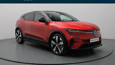 Gebruikt 2023 Renault Mégane Iconic Hatchback | € 30.990 (Eerlijke prijs)