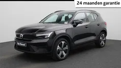 Zwart Gebruikt 2022 Volvo XC40 Core SUV | € 32.940 (Goede deal)