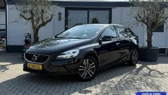Zwart Gebruikt 2019 Volvo V40 Inscription Stationwagen | € 12.885 (Goede deal)