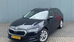 Zwart Gebruikt 2020 Skoda Octavia Stationwagen | € 18.500 (Eerlijke prijs)