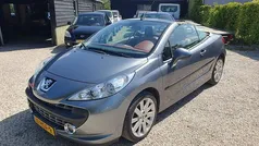 Grijs, metallic lak Gebruikt 2009 Peugeot 207 CC Sport Cabriolet | € 4.949 (Eerlijke prijs)