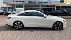 Wit Gebruikt 2019 Mercedes E220 Premium Coupé | € 39.950 (Eerlijke prijs)