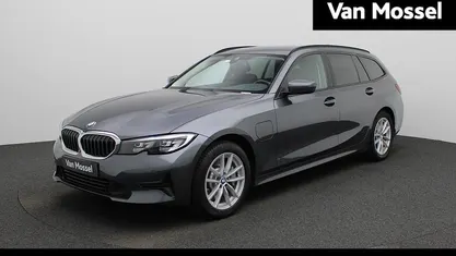 Gebruikt 2020 BMW 330e Basis Stationwagen | € 23.900 (Goede deal)