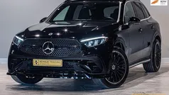 Zwart Occasion 2023 Mercedes GLC200 AMG line SUV | € 58.450 (Eerlijke prijs)