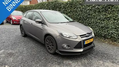 Bruin Occasion 2012 Ford Focus Titanium Hatchback | € 5.445 (Eerlijke prijs)