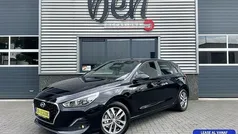 Zwart Gebruikt 2018 Hyundai i30 Hatchback | € 12.950 (Eerlijke prijs)