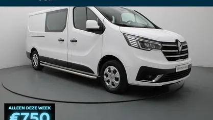 Wit Gebruikt 2024 Renault Trafic MPV | € 24.490 (Eerlijke prijs)